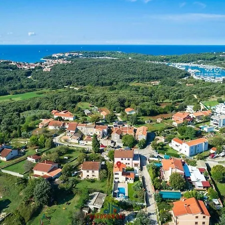 Captains Comfortable Hotell Pula